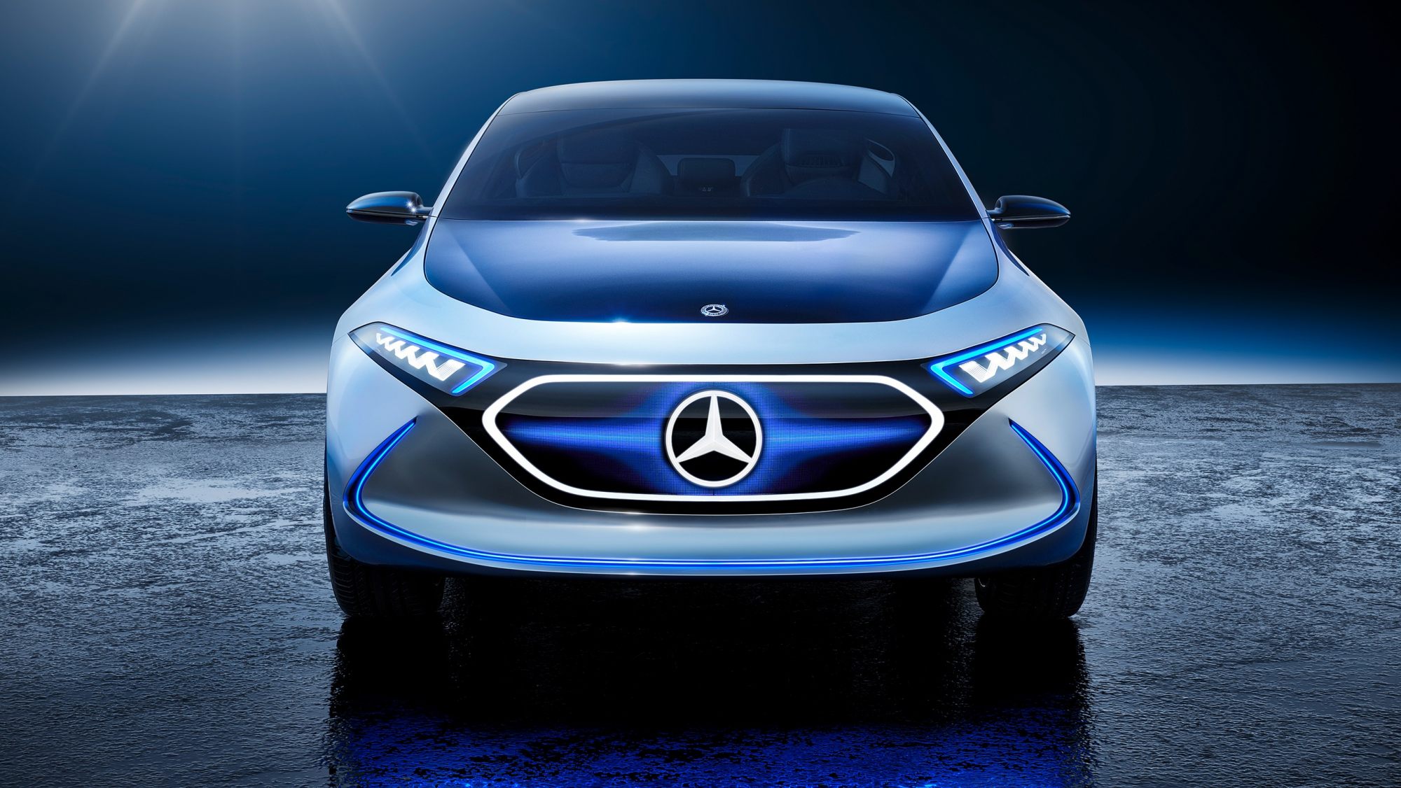 Світ Mercedes: Concept EQA