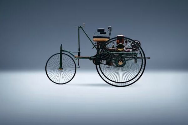 140 років інновацій: Mercedes-Benz формує майбутнє мобільності з моменту винайдення автомобіля